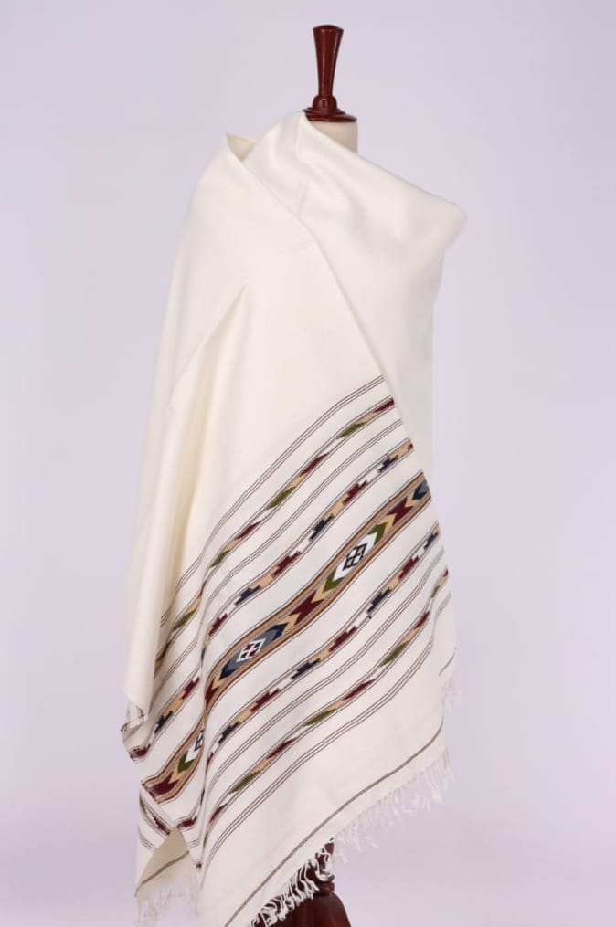 Pure Woolen shawl